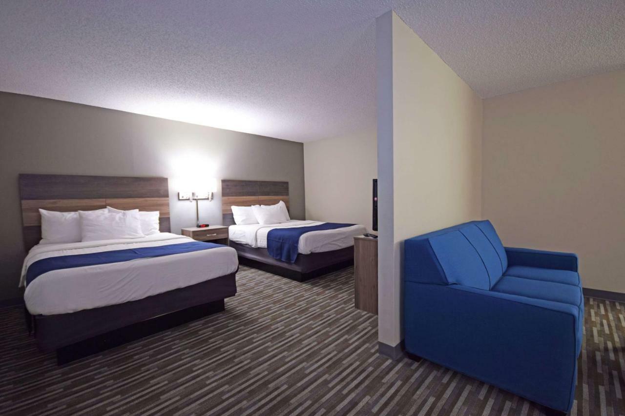 Days Inn & Suites By Wyndham Wisconsin Dells Extérieur photo