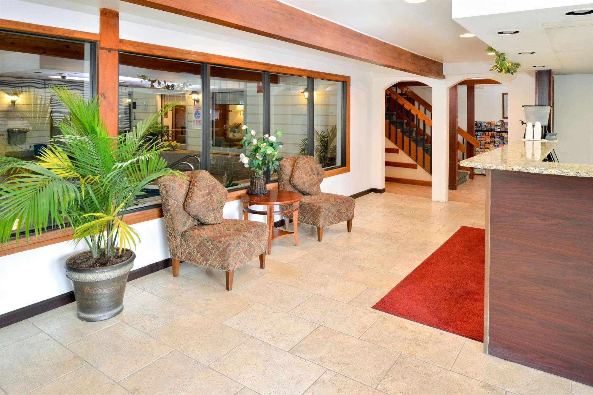 Days Inn & Suites By Wyndham Wisconsin Dells Extérieur photo